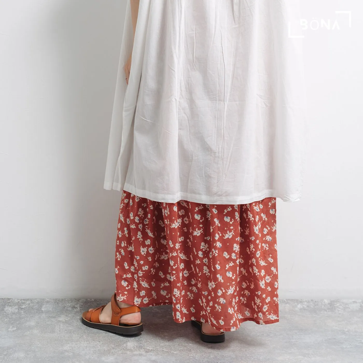 純棉印花半截裙 Cotton Flowral-Printed Skirt