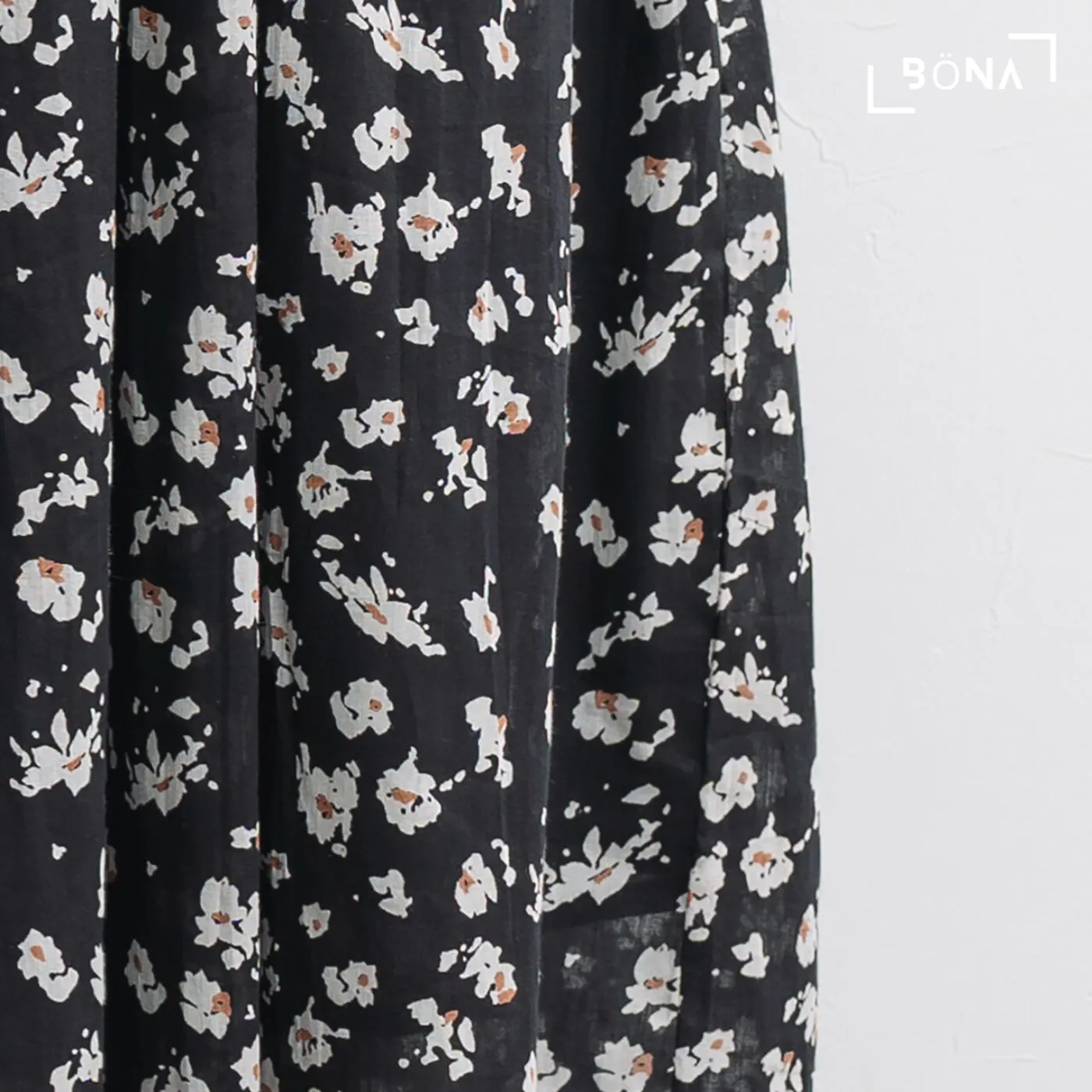 純棉印花半截裙 Cotton Flowral-Printed Skirt