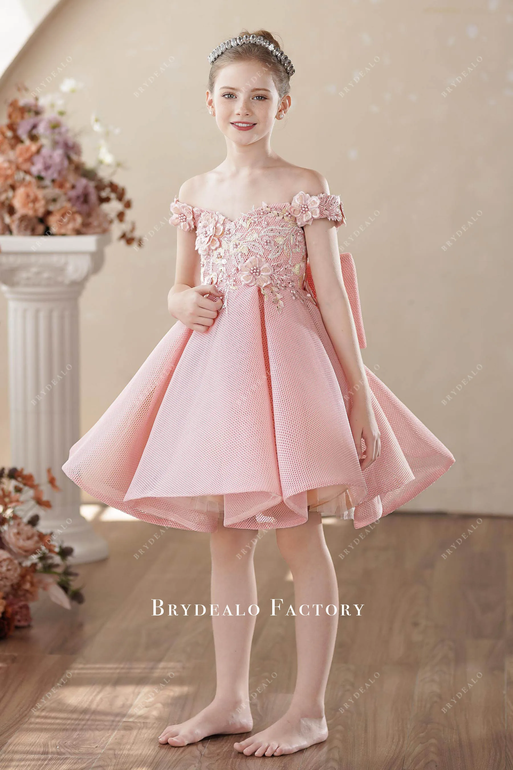 Adorable Large Bowknot Back Tea-Length Flower Girl Dress