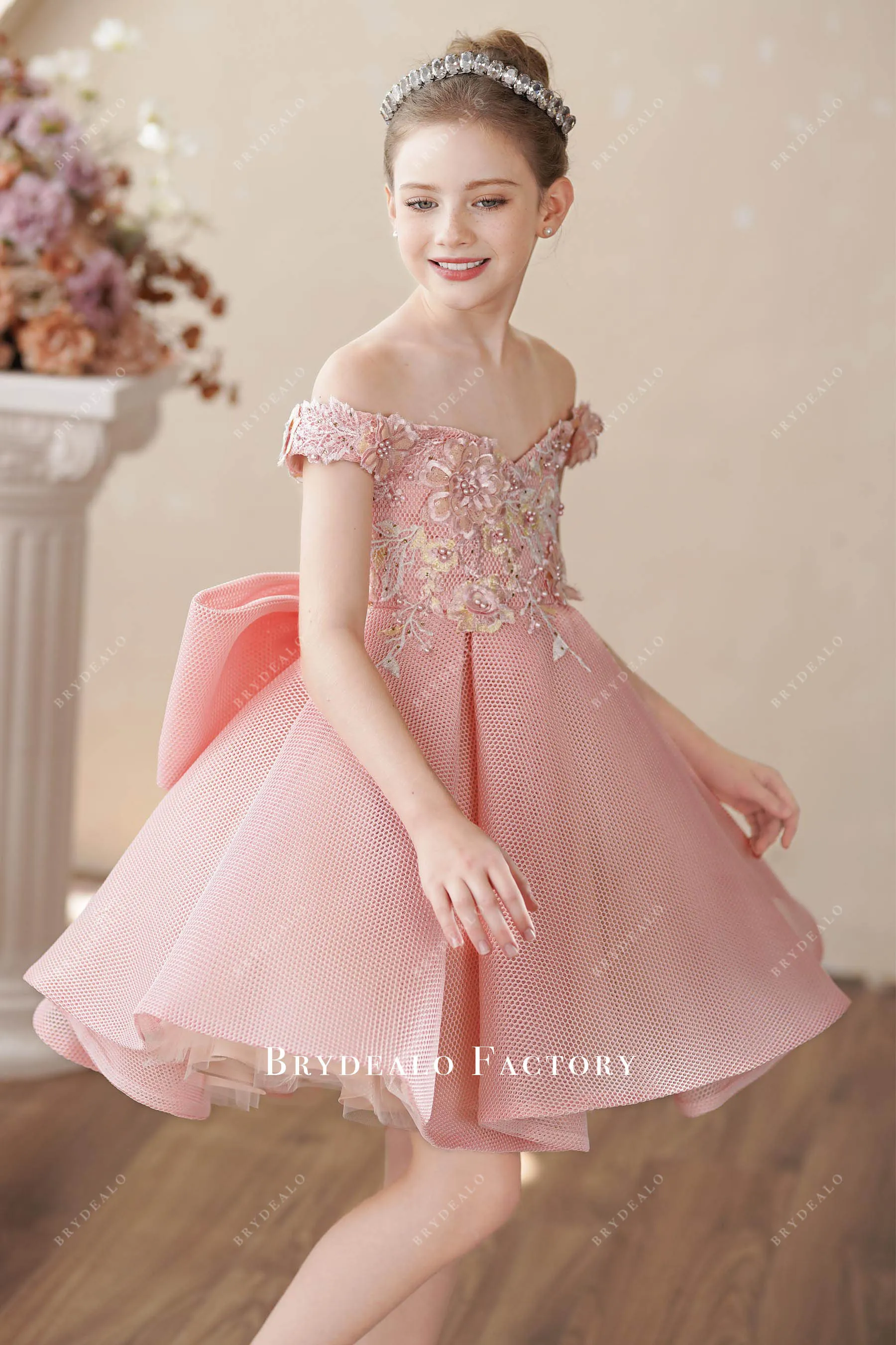 Adorable Large Bowknot Back Tea-Length Flower Girl Dress