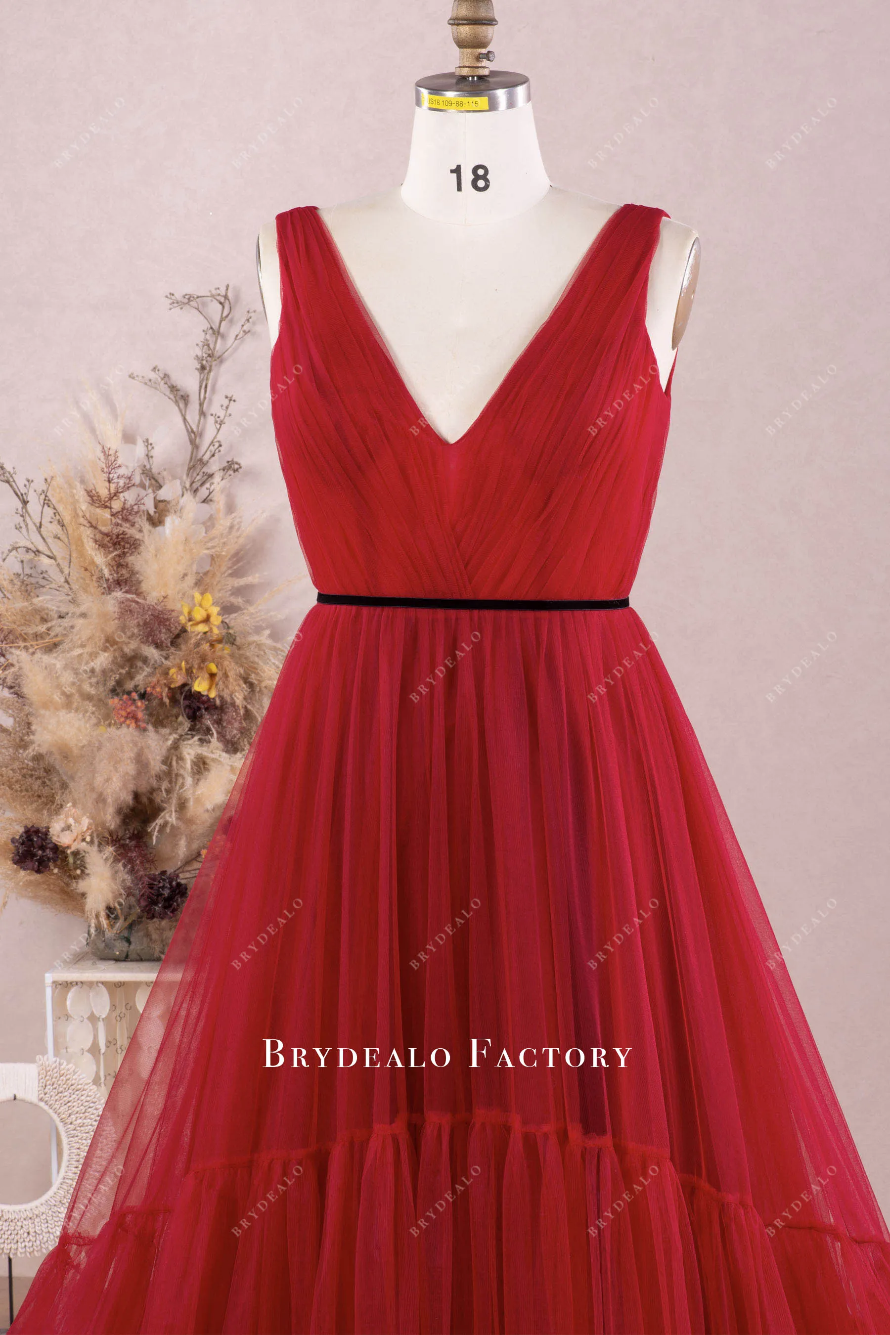 Elegant Burgundy Tulle Bridesmaid Dress