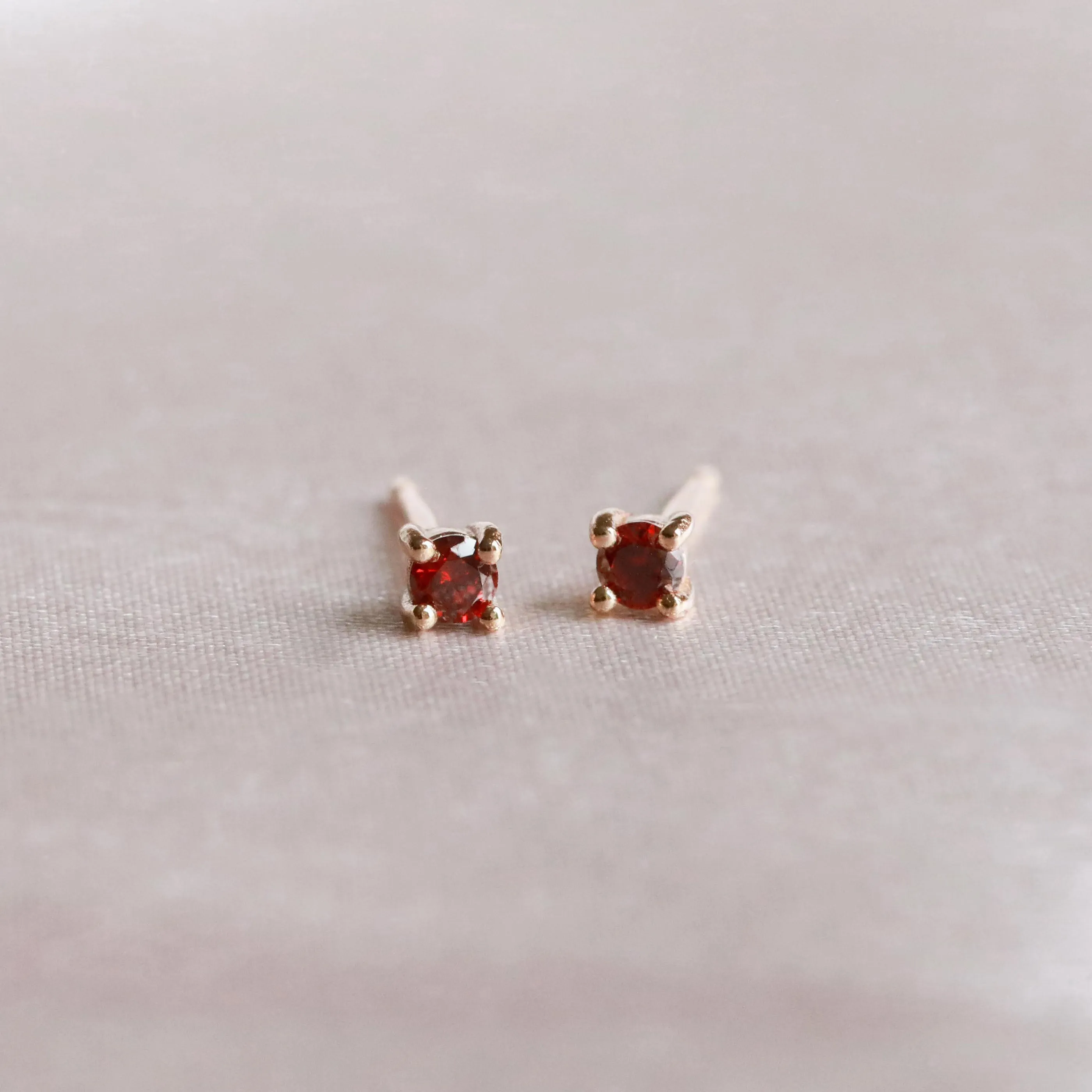 January Birthstone Stud Earrings in Gold with Garnet CZ