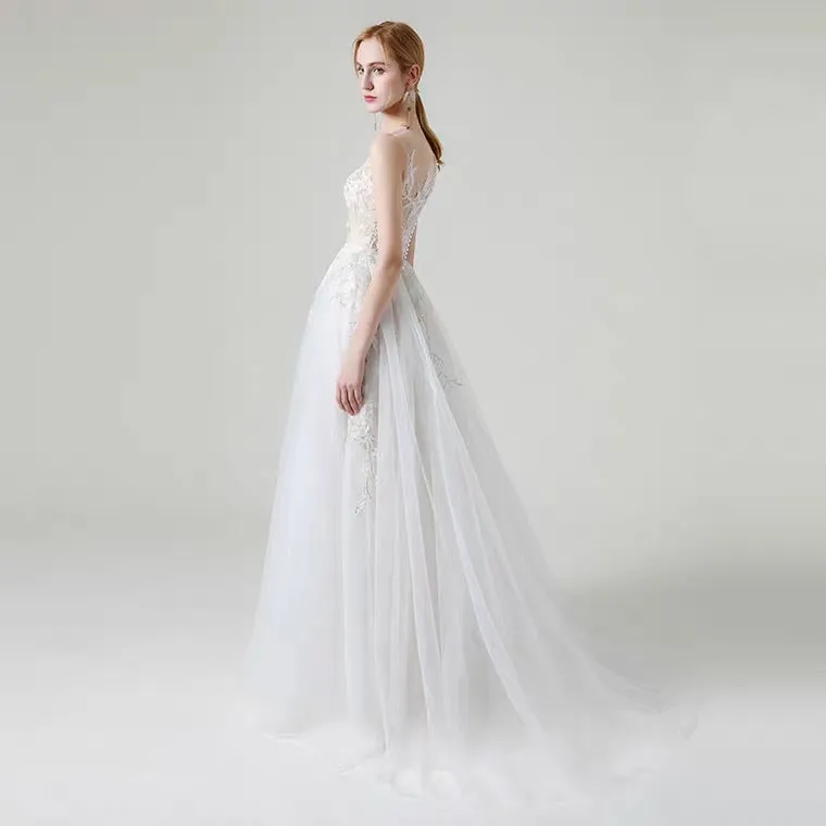 The Kaselly Wedding Bridal Sleeveless Lace Gown